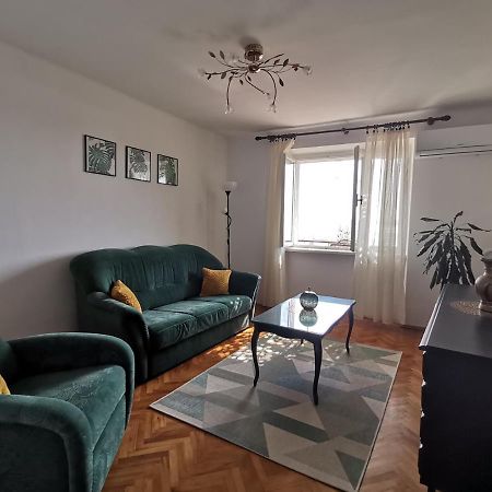 Holiday House Belavista Novi Vinodolski Exterior photo